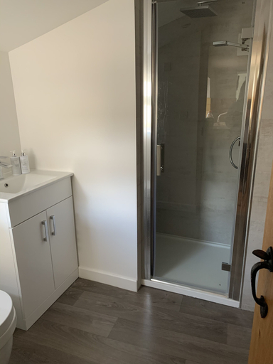 Bathroom 3, Bell Cottage, Suffolk