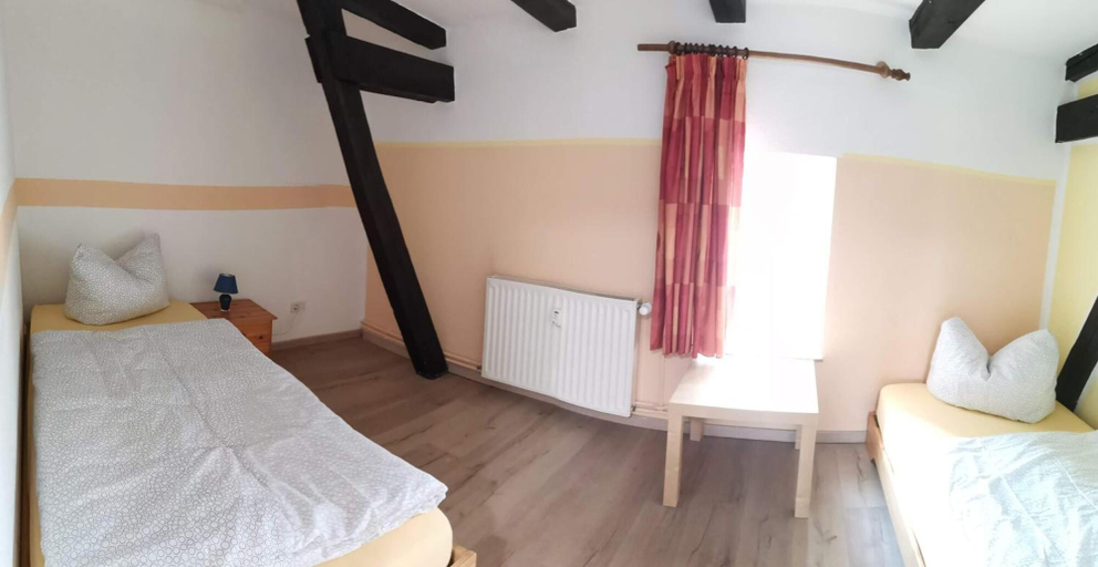 Bedroom 5, Apartments am Schloßpark, Oberspreewald-Lausitz