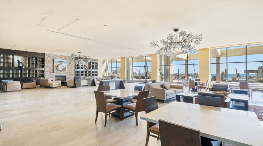Food & Drinks 5, Luna Blanca 702 by Kivoya, Puerto Peñasco