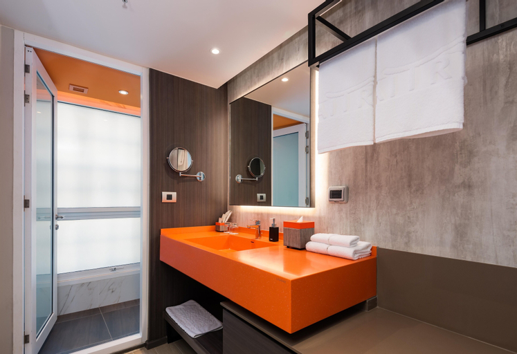 Bedroom 14