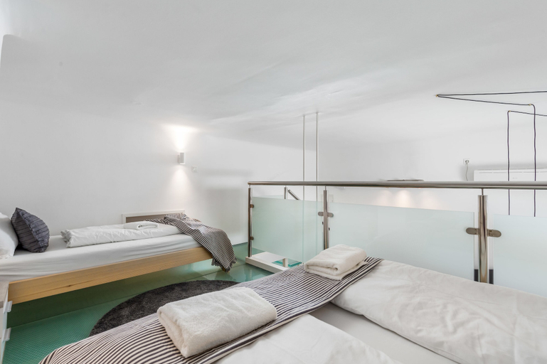 Bedroom 2, Apartments Molo Longo, Rijeka