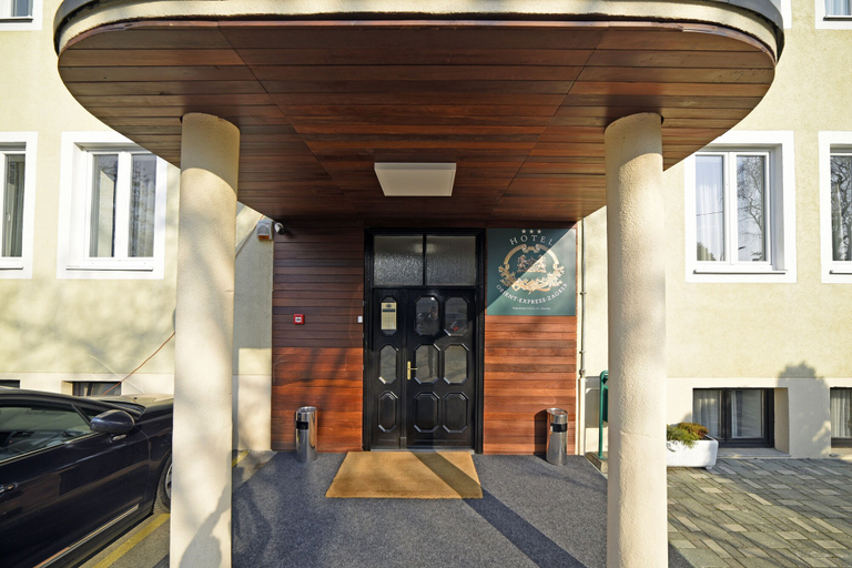 Exterior & Views 2, Hotel Orient Zagreb, Zagreb