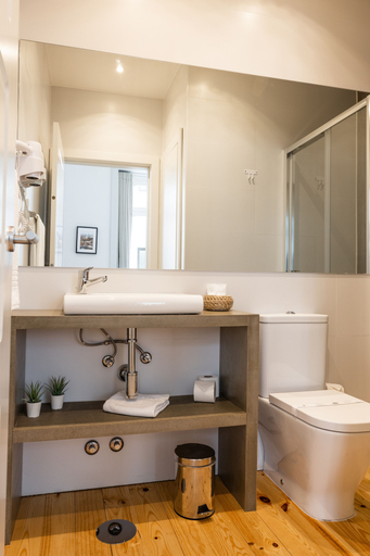 Bathroom 4, Mystay Porto Batalha, Porto