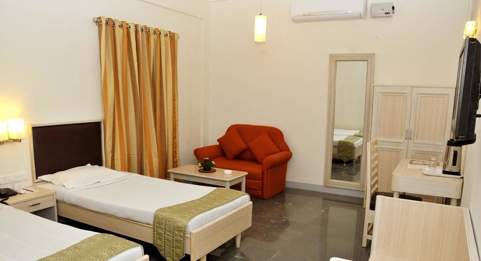 Bedroom 5, Ramoji Film City Shantiniketan, Ranga Reddy