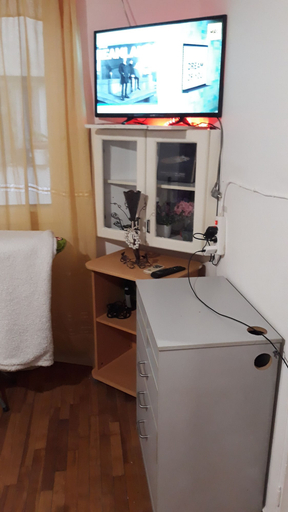 Others 5, Beautiful 1-bed House in Athens, Attica