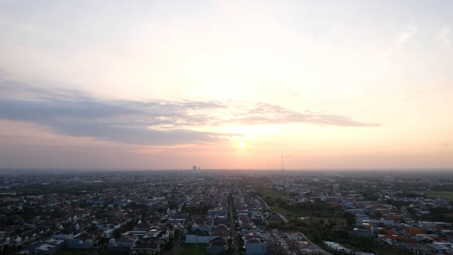 City view from property 3, Comfy And Tidy Studio At Orchard Supermall Mansion Apartment, Surabaya