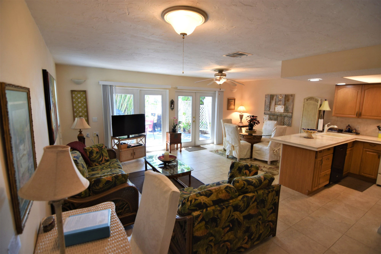 Others 4, Oasis at John's Pass Madeira Beach, Pinellas