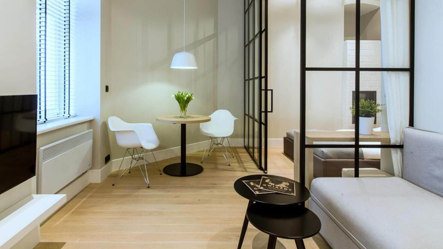 Others 5, Apartament-ul. Marszałkowska 58, Warsaw
