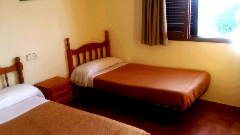 Bedroom 2, Hostal Bahía Blanca, Alicante