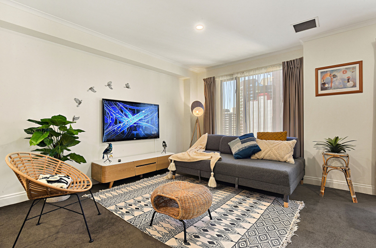 Others 5, Spacious Apartment in Auckland Central, Waitakere