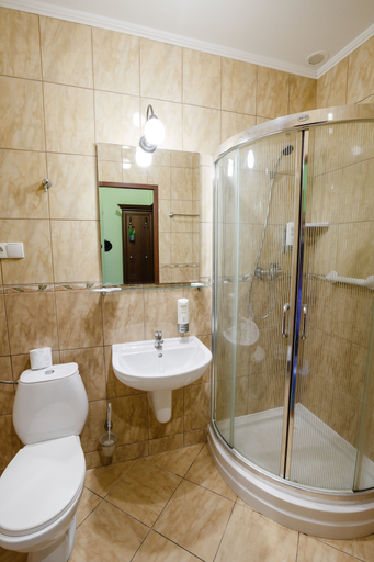 Bathroom 4, Spa Hotel Gloria, Przemyśl City