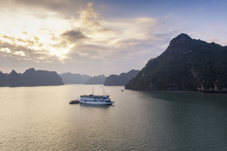 Others 4, La Paci Cruises, Cát Hải