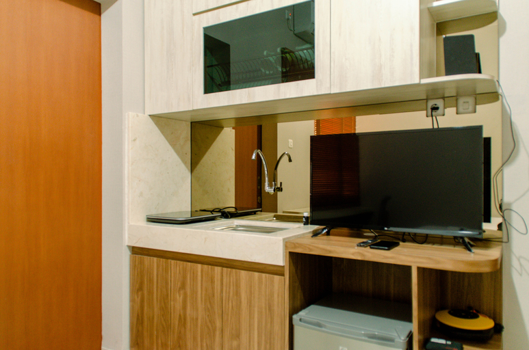 Others 3, Cozy and Warm Studio Apartment at Eco Home Residence By Travelio, Tangerang