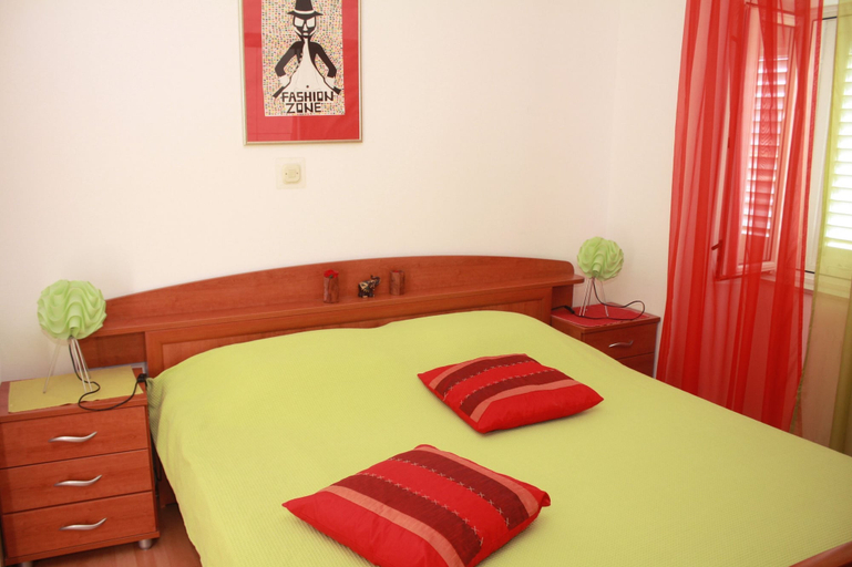 Bedroom 3, Apartment and Room Silvana, Lumbarda