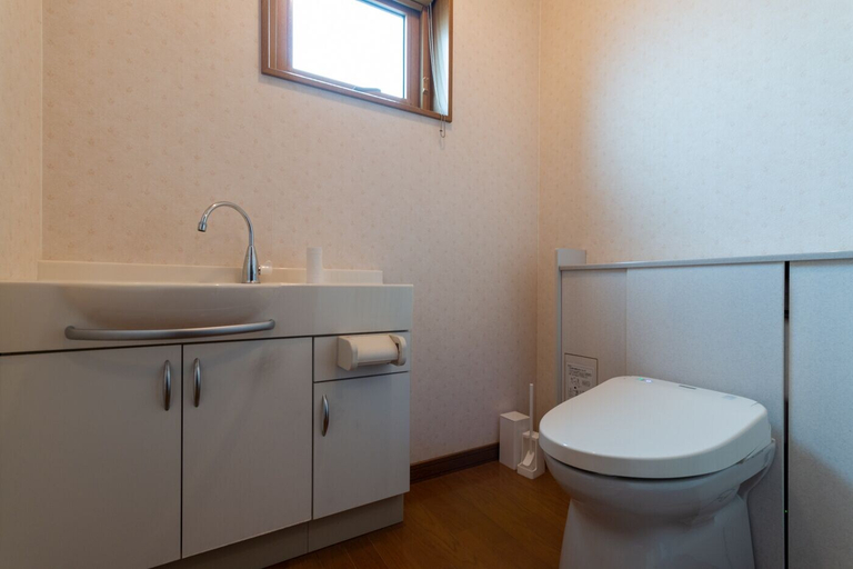 Bathroom 3, Ht House Furano by H2 Life, Furano