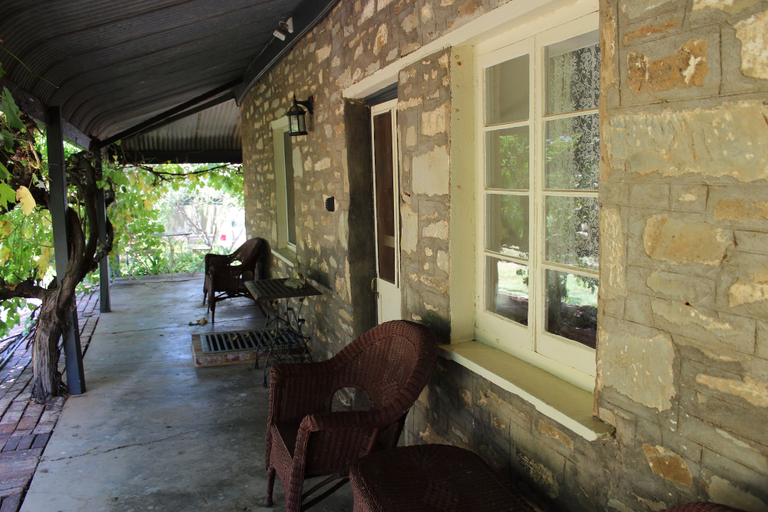 Others 5, Hillside Cottage, Goyder