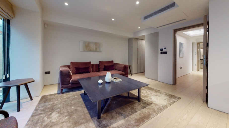 Others 5, Maddox Street - 1 bed, London