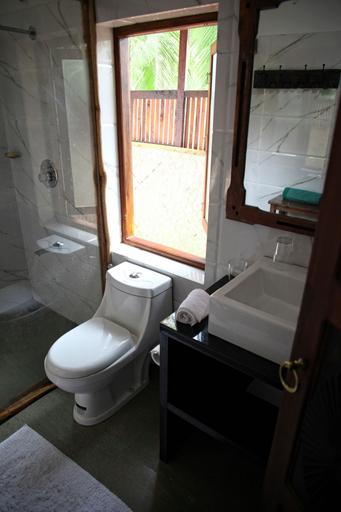 Bathroom 4, 36 Palms Boutique Retreat, Ernakulam