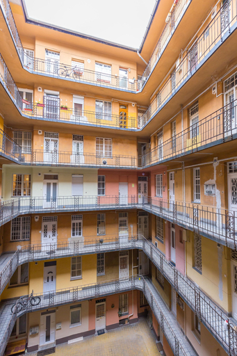 Exterior & Views 2, Real Apartments Kertesz, Budapesti