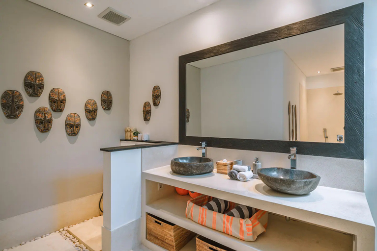 Bathroom 5, Villa Samar: Stunning 4BR Villa in Central Berawa, Badung