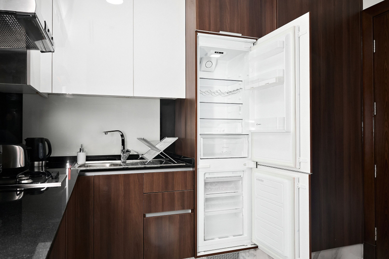 Private kitchen 3, Academia Land J One, Dubai