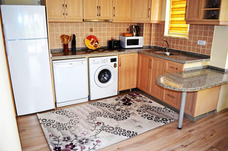 Private kitchen 2, 1 Bedroom Apartment Lake View 3 by Likya Global, Milas