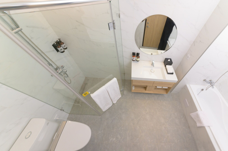 Bathroom 4, Golden Tulip Hotel Taichung, Taichung