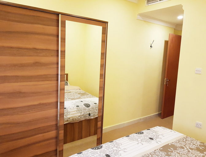 Bedroom 3, Cozy 2 Bedroom Apartment