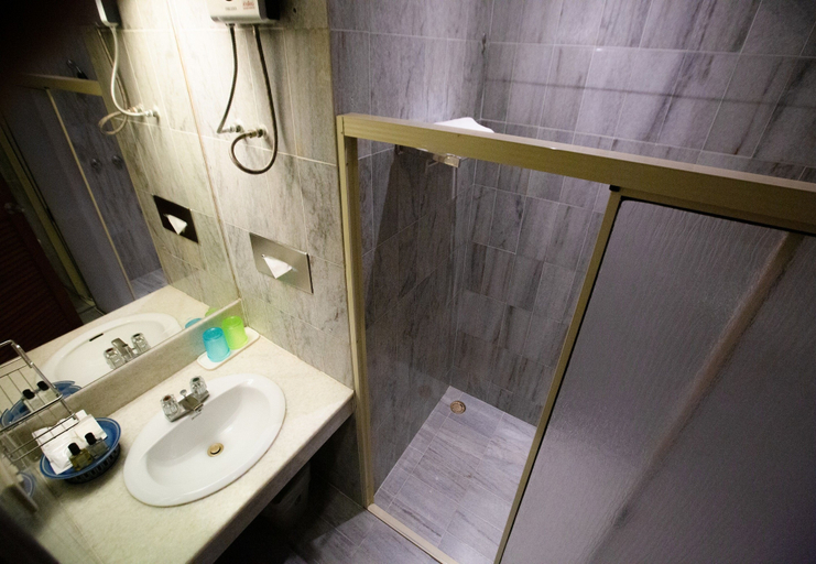 Bathroom 4, Sailom Hotel Hua Hin, Hua Hin