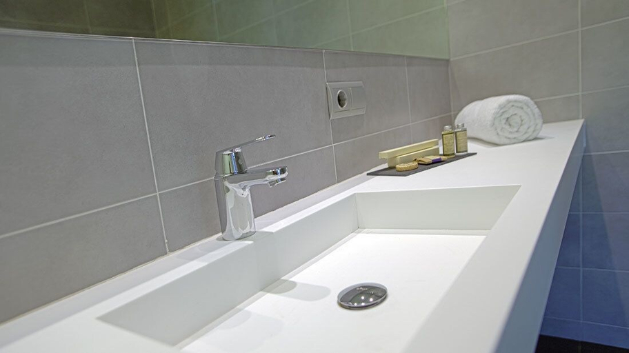 Bathroom 3, L'Hotelet del Bac, Girona