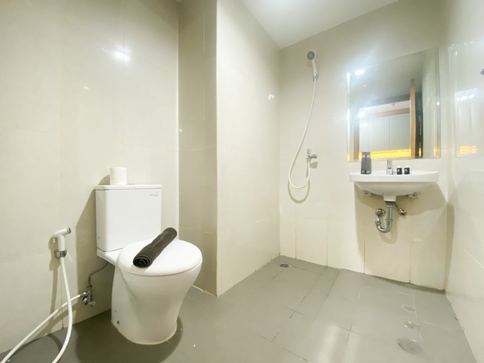 Bedroom 3, Simply Studio Room Gateway Park LRT City Bekasi Apartment By Travelio, Bekasi