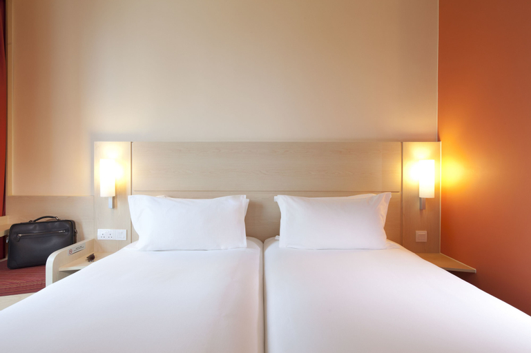 Bedroom 14
