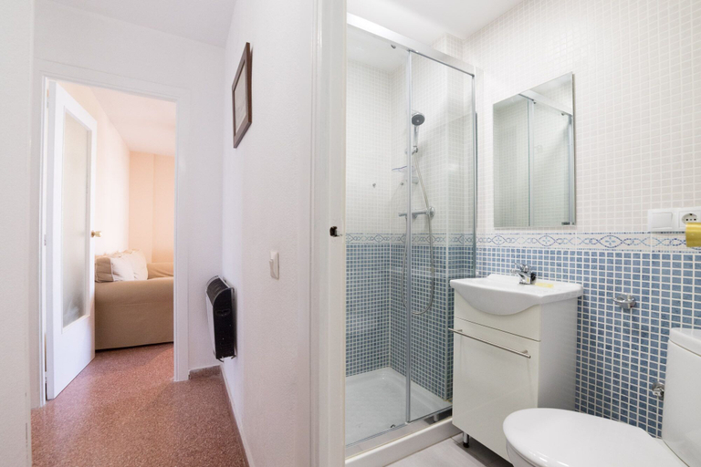 Bathroom 4, Jacinto, Alicante