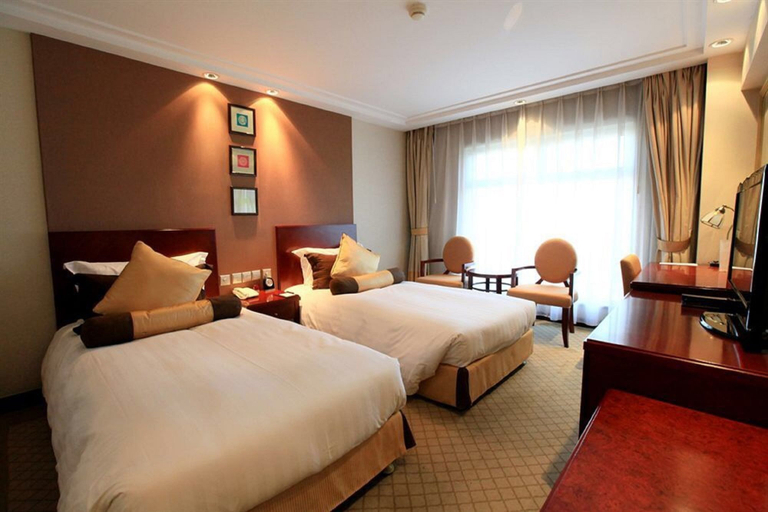 Bedroom 4, Beijing Landmark Hotel, Beijing