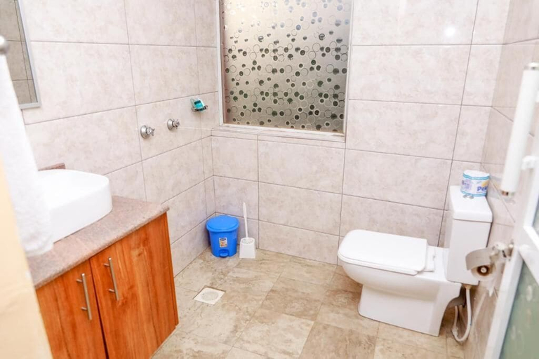 Bathroom 4, TRIPLINQ HOTEL & RESORT, South Imenti