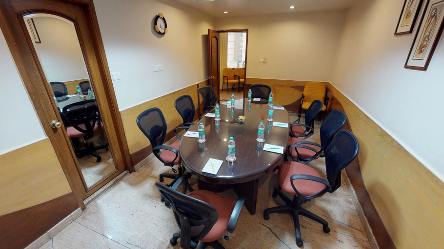 Others 5, Hotel Pai Viceroy, Bangalore