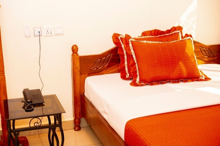 Bedroom 2, NOVALAND HOTEL, Kicukiro
