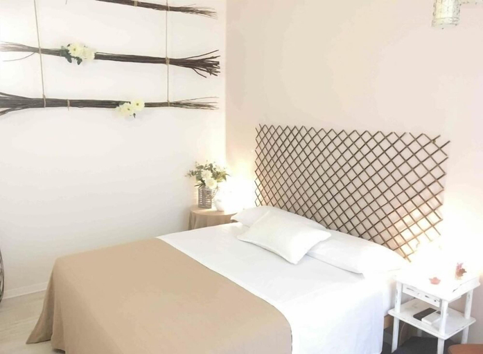 Bedroom 4, Il Re degli Scalzi, Matera