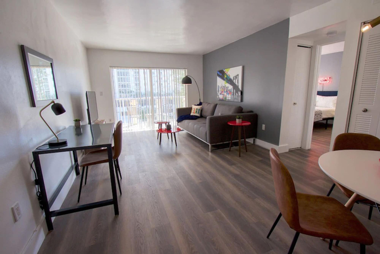 Dining Room 16