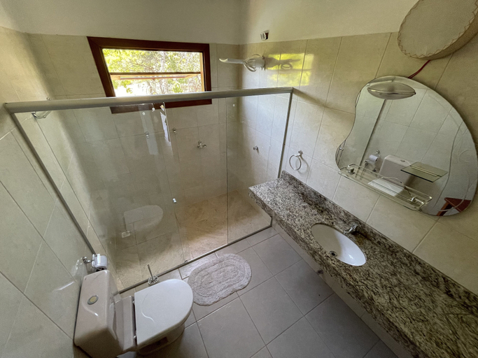 Bathroom 2, Bia Trixx's Home, Porto Seguro