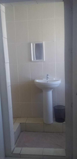 Bathroom, Kubo Bed And Breakfast, Chris Hani