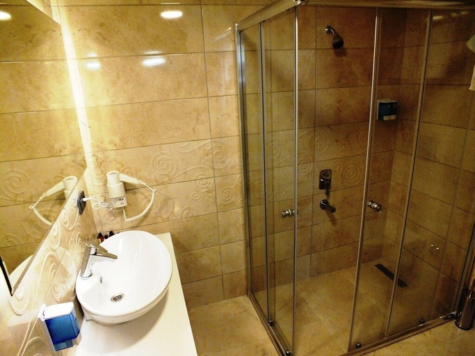 Bathroom 4, Colonia Park Hotel, Şultan Karahisar