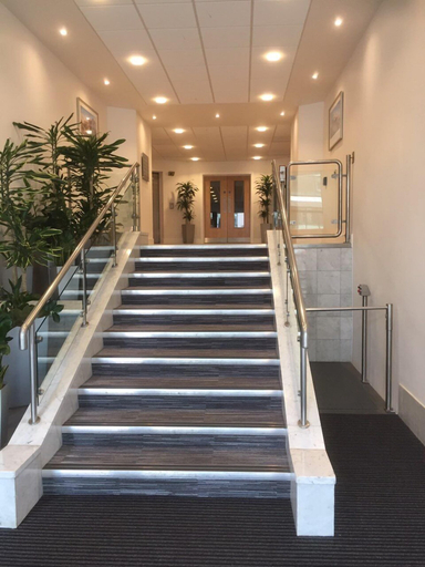 Others 5, Modern Apartment By Creatick, Reading
