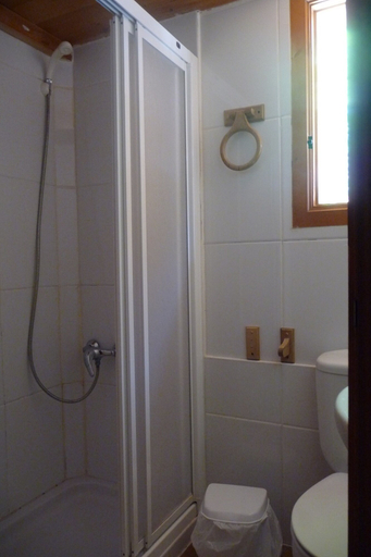 Bathroom, Cabañas Negratín, Granada