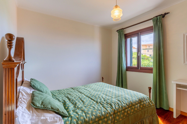 Bedroom 2, Villa Dinis, Calheta