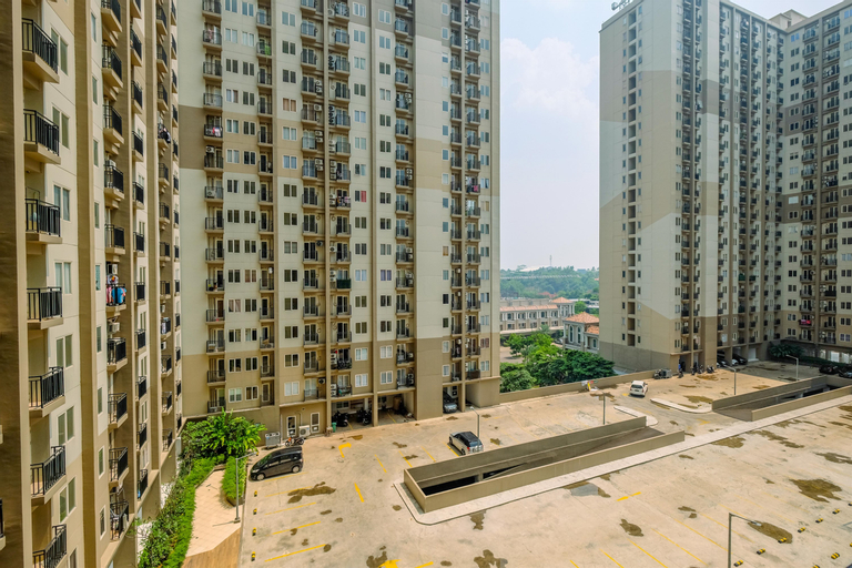 Exterior & Views 2, Contemporary Studio at Podomoro Golf View Apartment By Travelio, Bogor