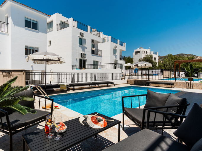 Pool 5, Sanders White Mountains - Amazing Villa With Pool