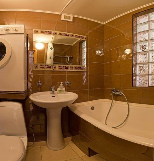 Bathroom 5, Apart Kiev Bohdana Gavrilishina 18, Shevchenkivs'kyi