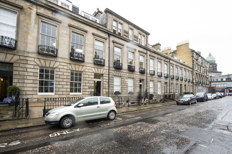 Exterior & Views, Alva - City Centre Apartment, Edinburgh