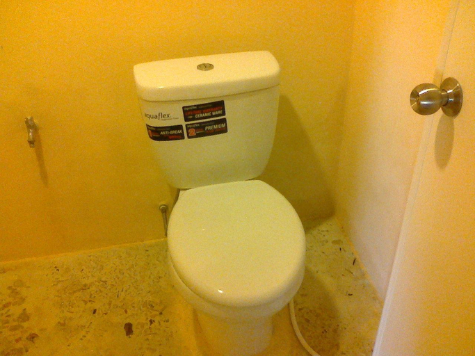 Bathroom, Pitt Bungalow, Ko Lanta